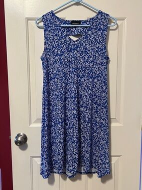 Royal Blue and White Floral Keyhole Swing Dress